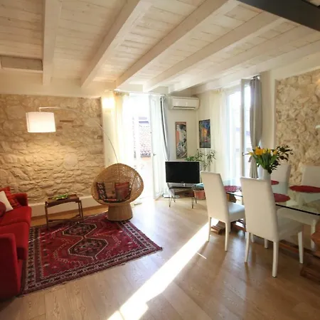 Apartment Casa Angie *